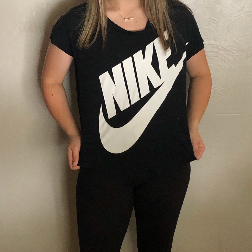 Black Nike top